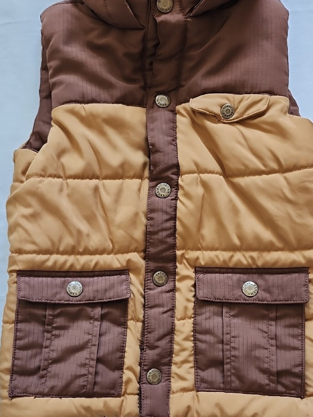 Tommy Bahama Two-Tone Brown & Camel Hooded Puffer Vest | M 7/8 - Picture 3 of 13